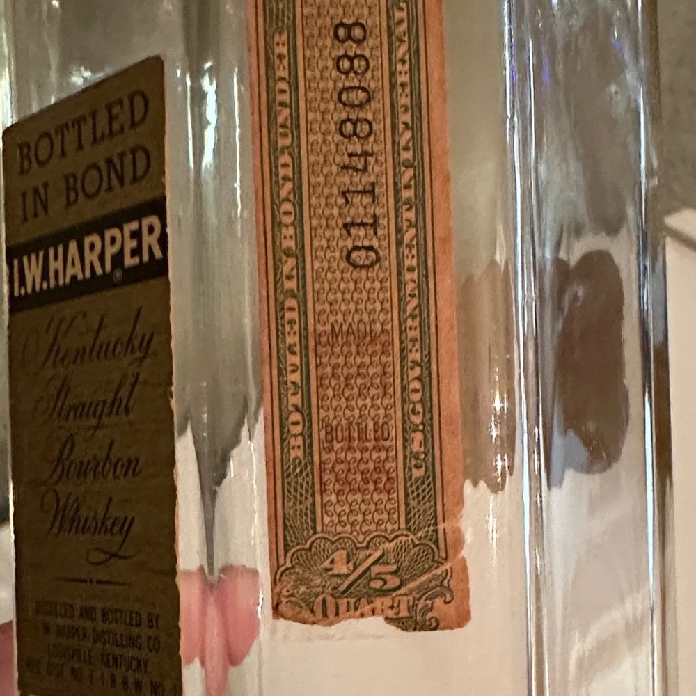 1950’s I.W. Harper Kentucky Bourbon Whiskey Octagonal Shaker Bottle W/All Labels